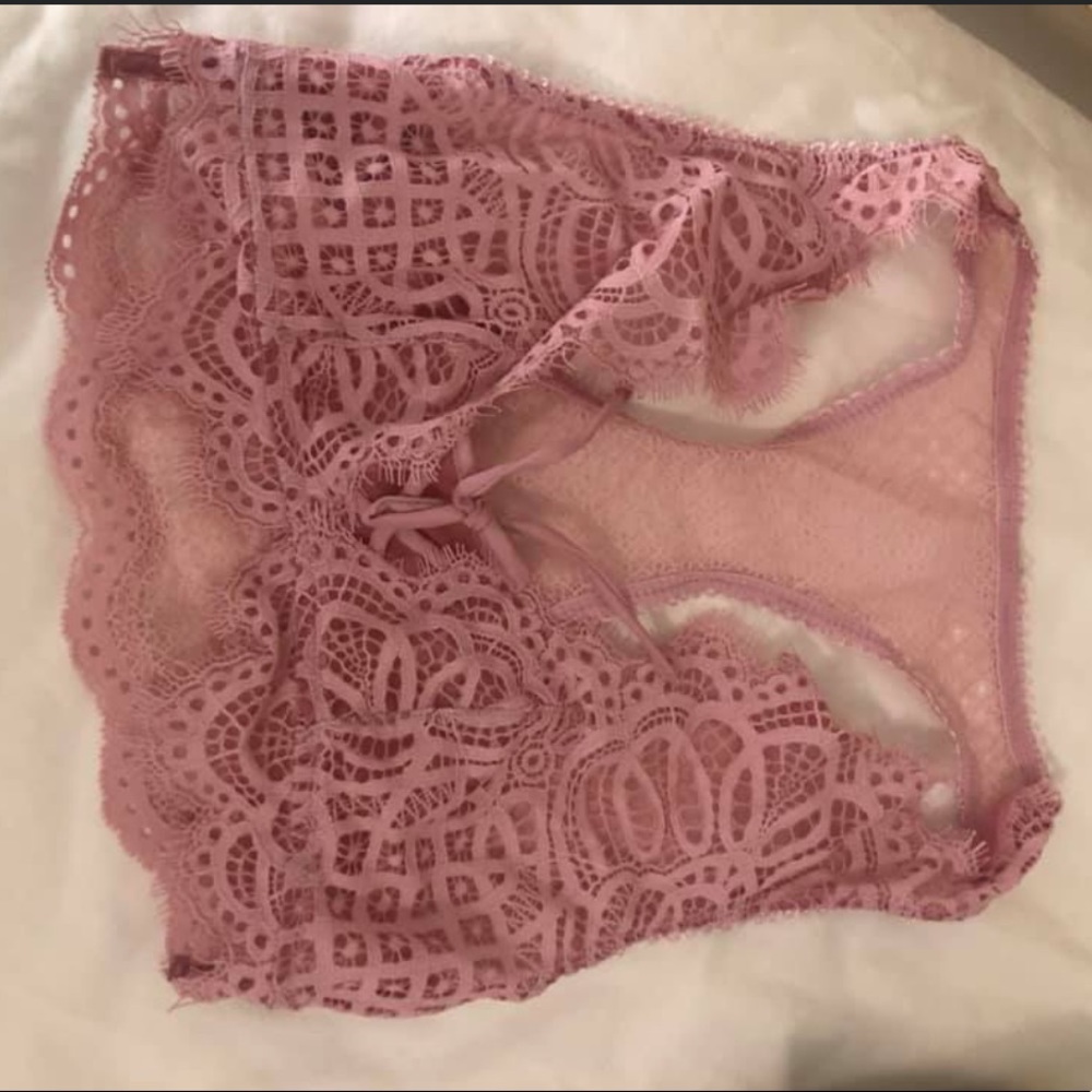 NWOT Victoria Secret Pink Floral Lace Bralette